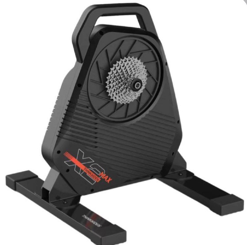 Велостанок ThinkRider X2 Max, мужской гидрокостюм SLINX Riptop 3 мм