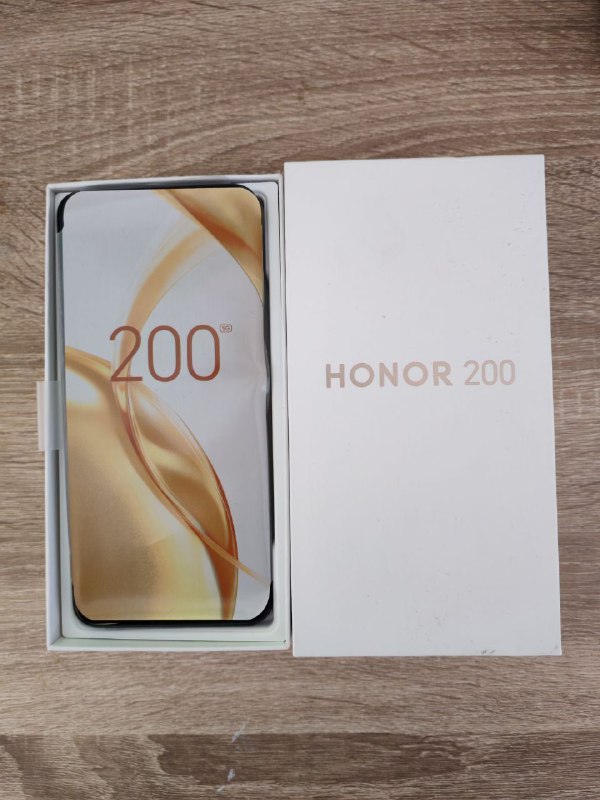 телефон Honor 200 12/256 новый