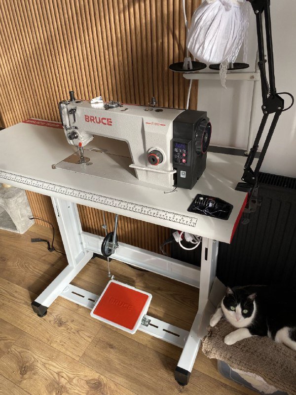 Bruce швейная машина с рабочим столом