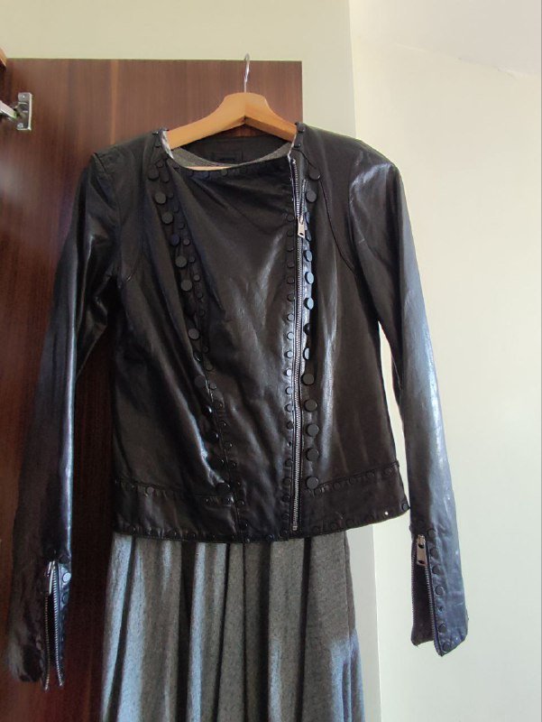 Пальто красное тёплое, Пальто чёрное кашемировое, Куртка кожаная 5