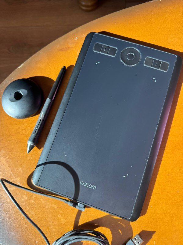 Графический планшет Wacom Intuos Pro M 2