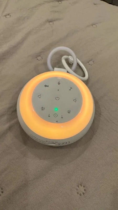 Night light with white noise and lullabies