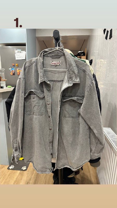 Джинсовая рубашка, пальто, зимняя куртка, мужские и женские штаны, боди, платье