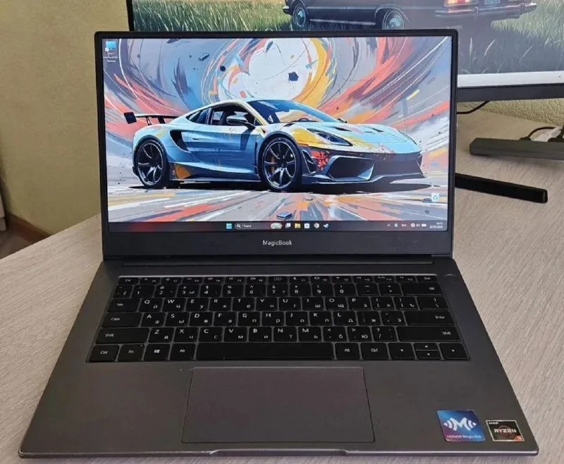 HONOR MagicBook 14 1