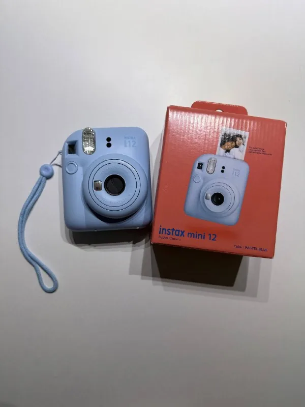 Новый Instax Mini 12