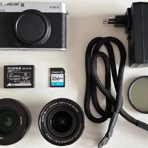 Fujifilm X-E4 комплект с объективами