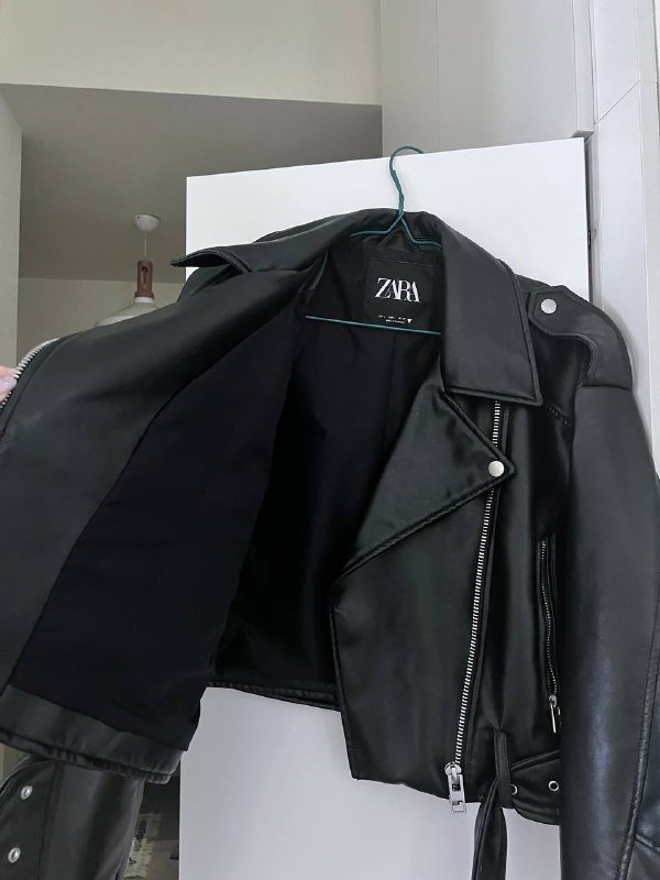 Кожаная куртка ZARA (косуха) размер L 2