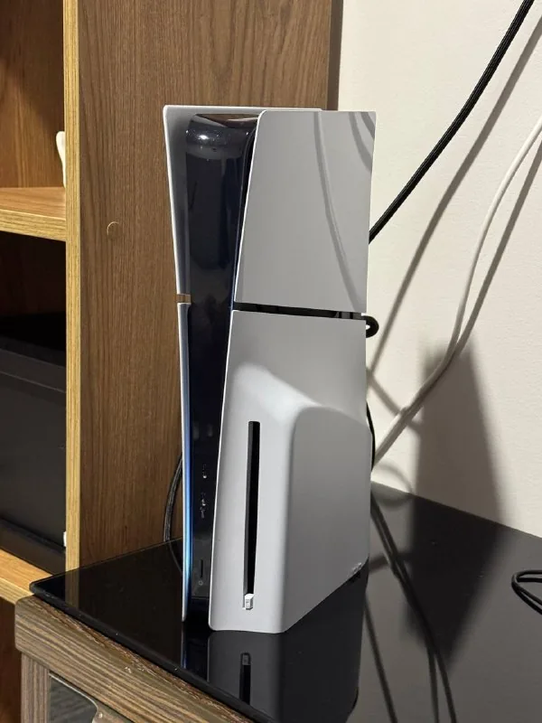 PS5 Slim с дисководом 1 ТБ 1