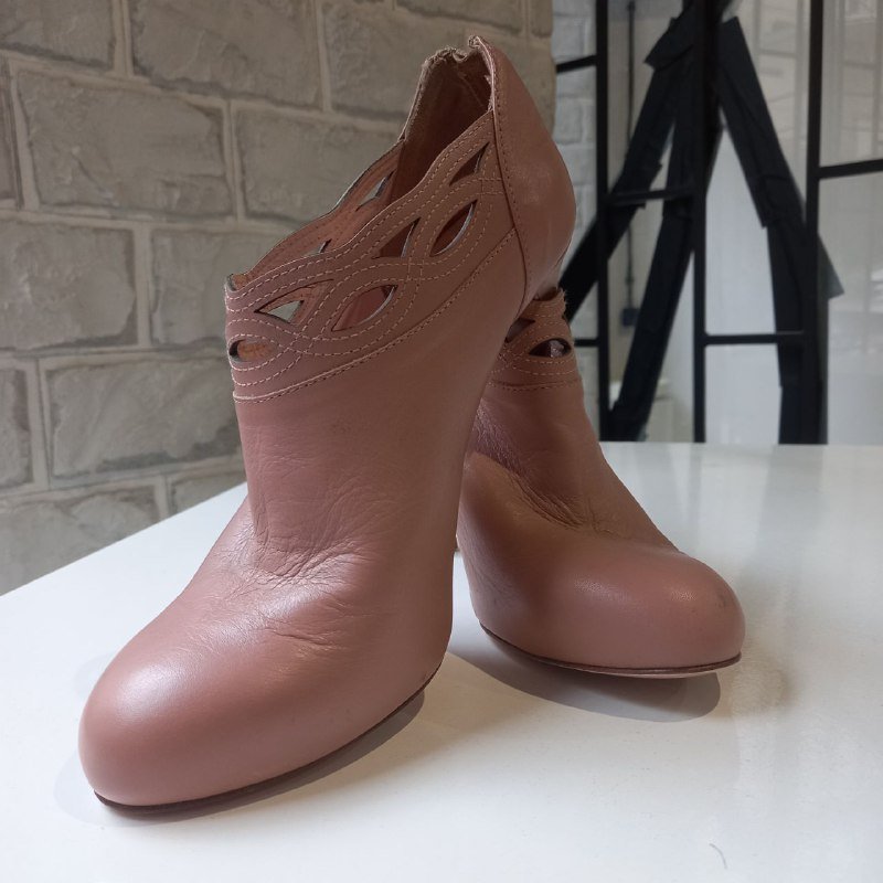 Кожаные ботильоны женские размер 39-39.5 3