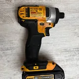 DeWALT DCF885 импакт, аккумулятор, зарядник 2