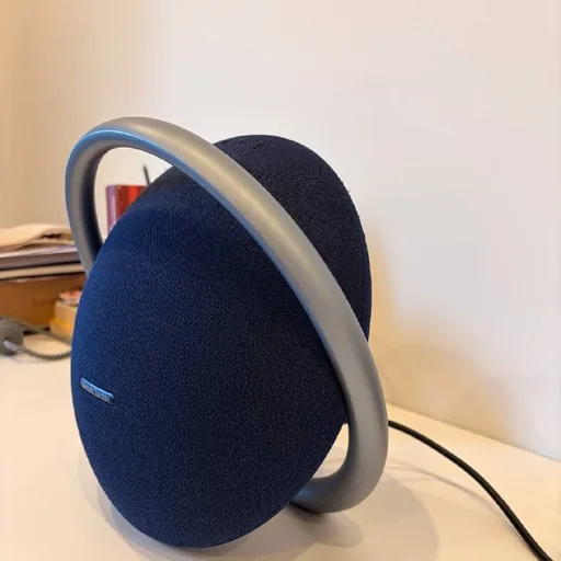 Колонка Harman Kardon Onyx Studio