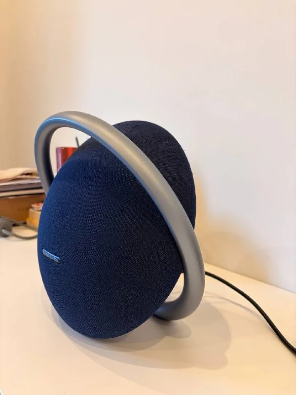 Колонка Harman Kardon Onyx Studio 1