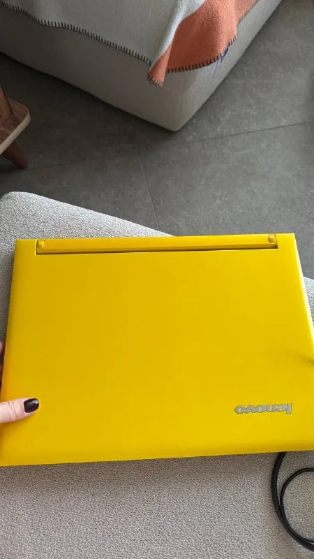 Lenovo ноутбук с сенсорным экраном 1