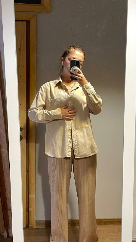 Топы SHEIN, джинсовая юбка XS, рубашка H&M XS, штаны 42 рр 6