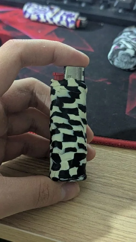 Чехол для зажигалки 1