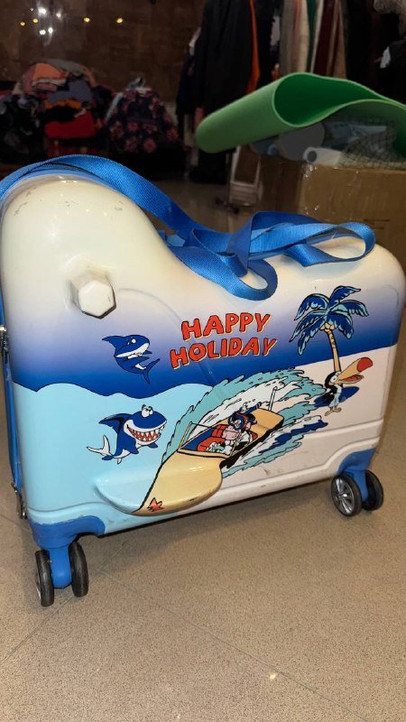 Детский чемодан ручная кладь с сиденьем и катанием 2