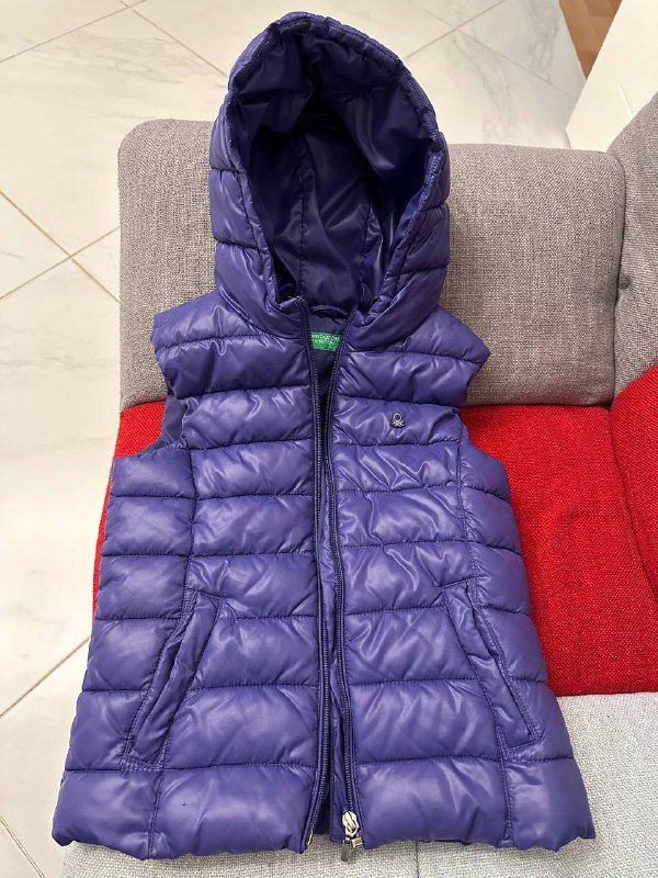 Жилетка Benetton для детей 8-9 лет