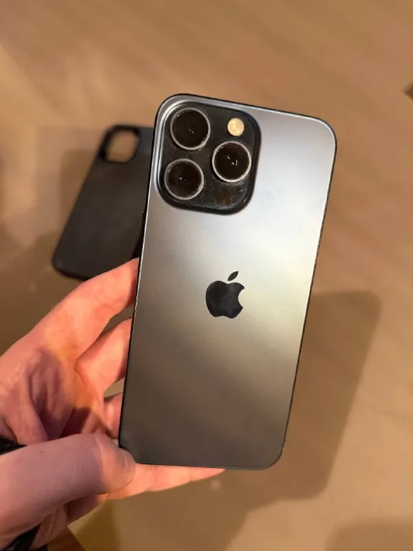 iPhone 15 Pro Max 512 ГБ 1