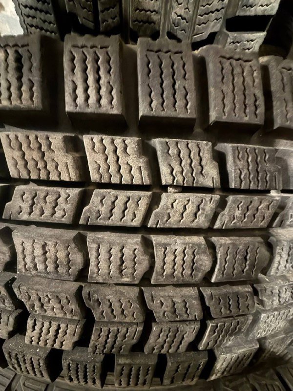 Зимние б/у покрышки R14-R22
