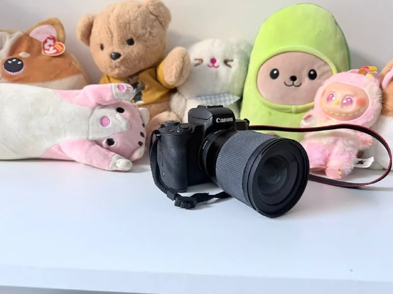 Фотоаппарат Canon M50, объектив Sigma 16mm, зарядное устройство 1