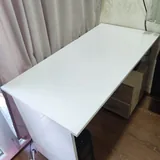 Белый стол 1
