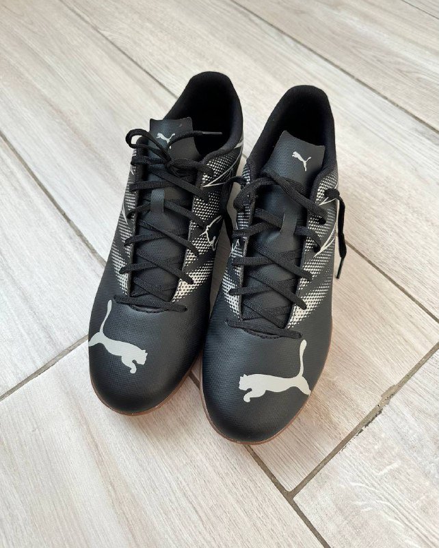 Футбольные бутсы PUMA Attacanto Indoor Trainer