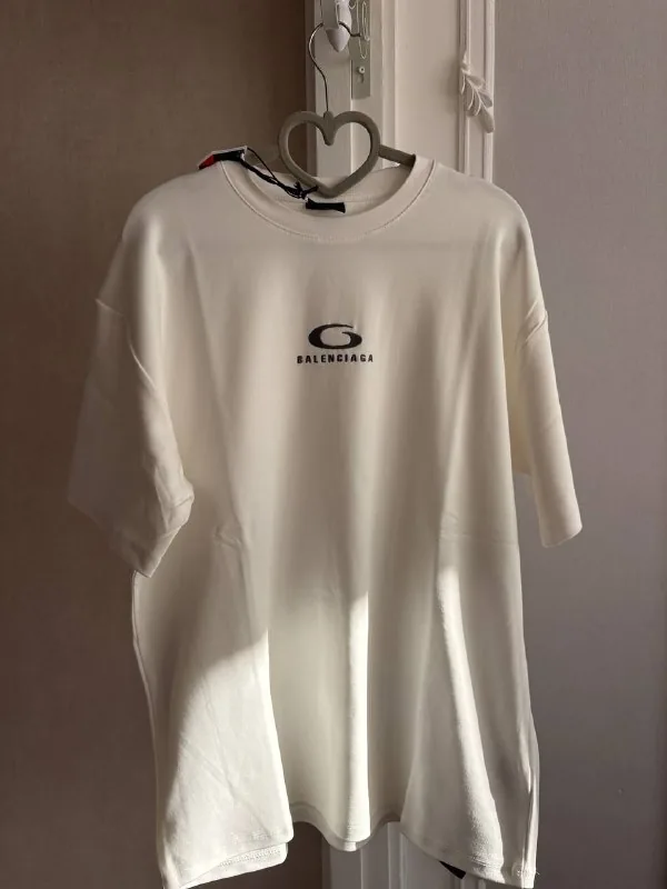 Футболка Balenciaga, размер XL 1