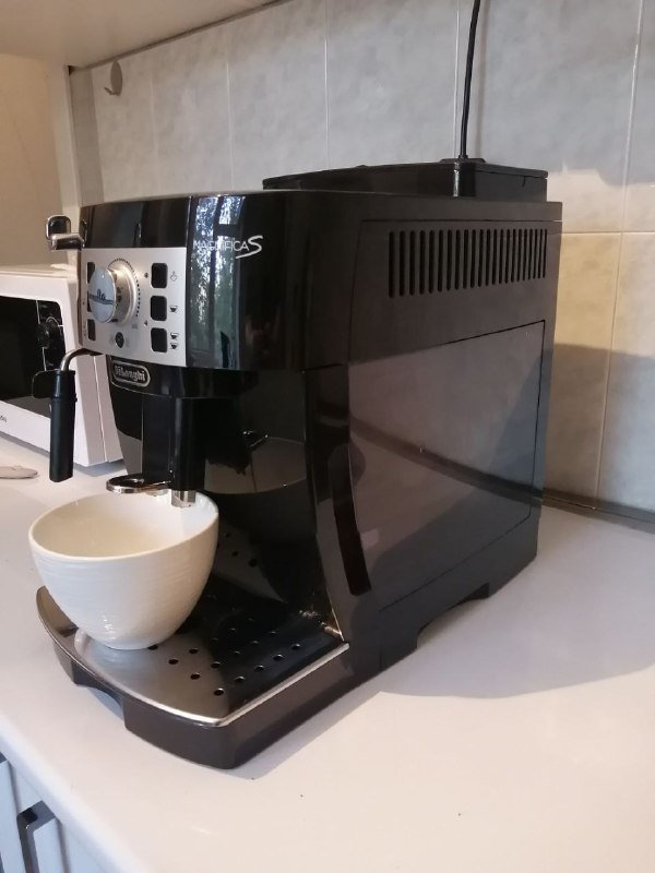 DELONGHI MAGNIFICA S ECAM20.11X Кофеварка автоматическая 3