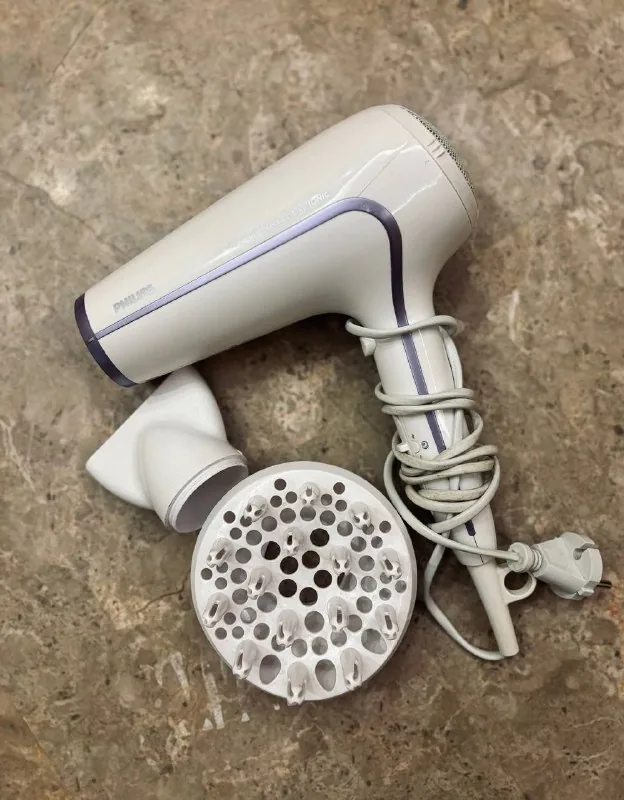 Фен Philips ThermoProtect 2200W Ionic