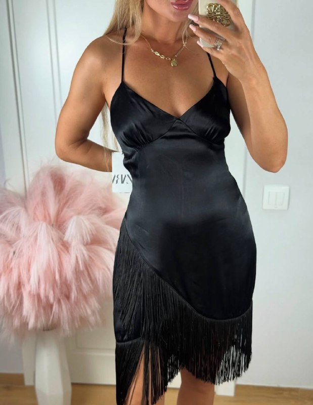 Сатиновое чёрное платье Zara, джинсовое мини-платье Zara