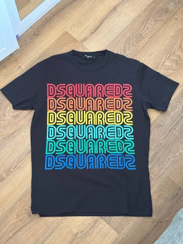 Джинсы, футболки, свитшот, кеды, сумка 1