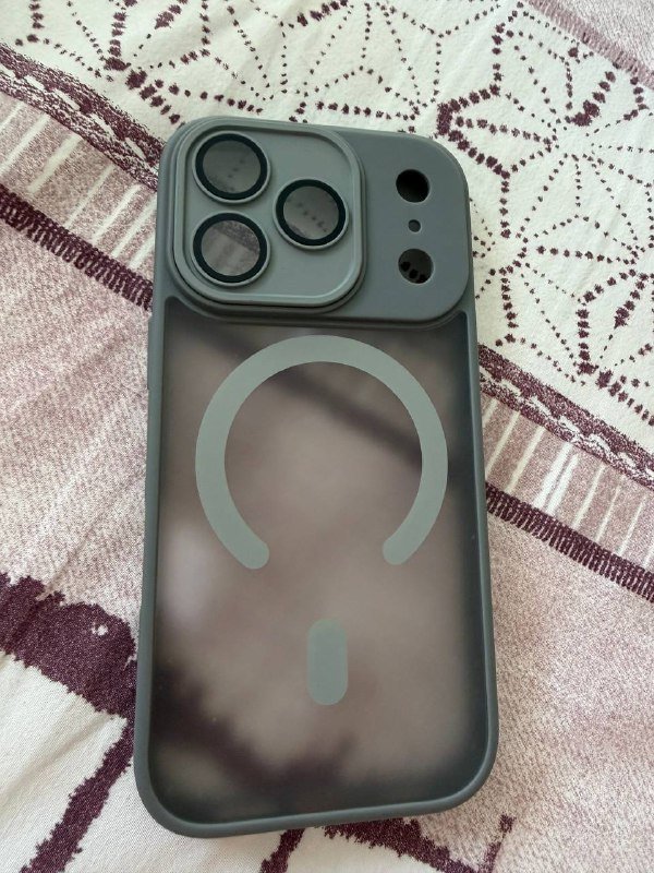 Чехол на iPhone 17 pro с беспроводной зарядкой
