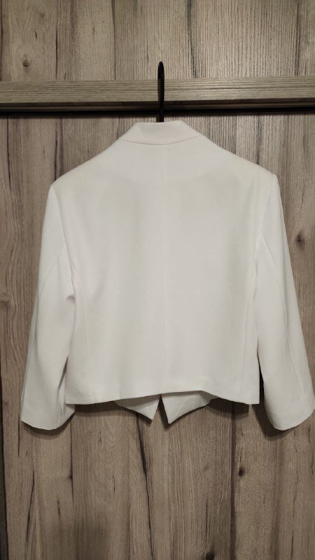 Жакет женский белый новый размер L