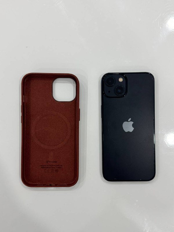 iPhone 13 128GB Black, MagSafe чехол 2