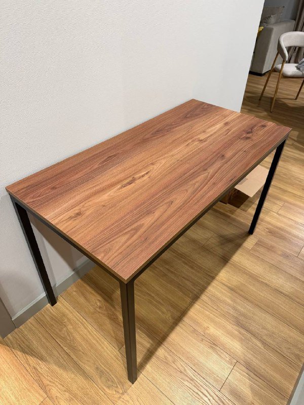 Рабочий стол и стул