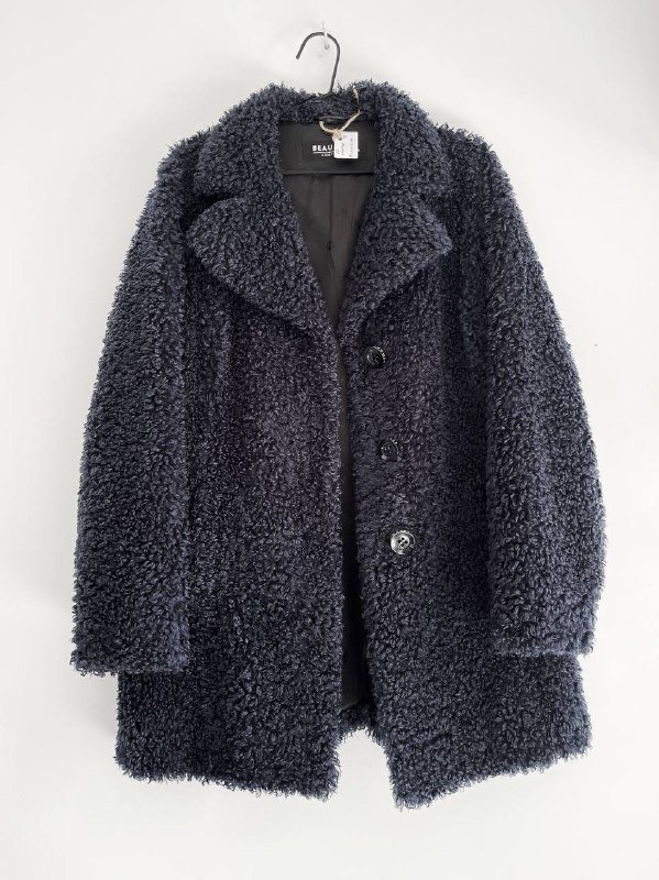 Шубка черничного цвета размер s-m