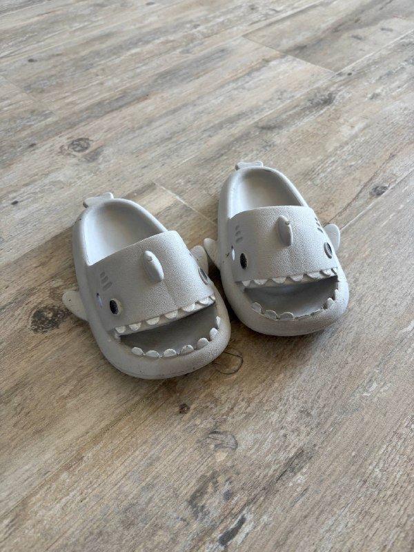 Обувь для мальчика шлепки, сандали, кроссовки