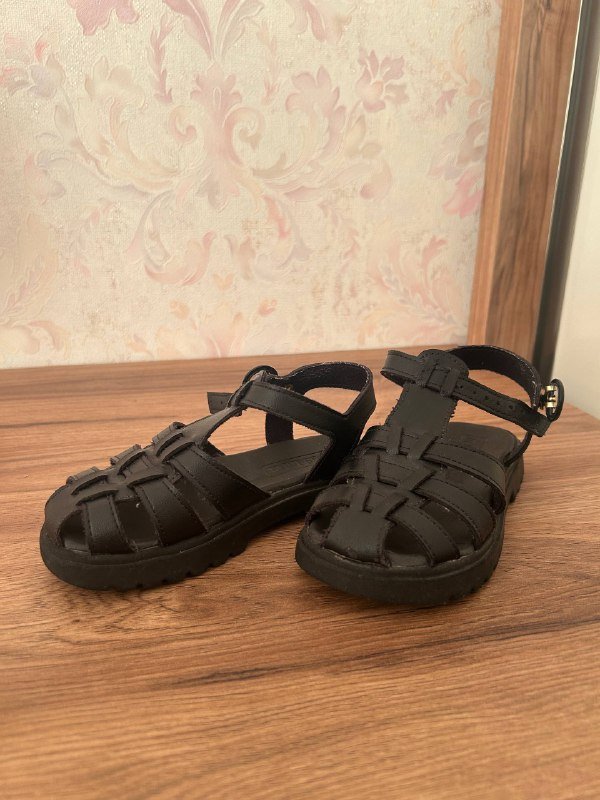 Толстовка, джинсовая рубашка, платье, шорты, сандали, куртка, шапка детские 6