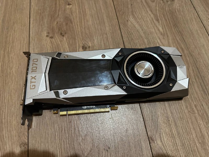 Видеокарта GTX 1070 Founders Edition