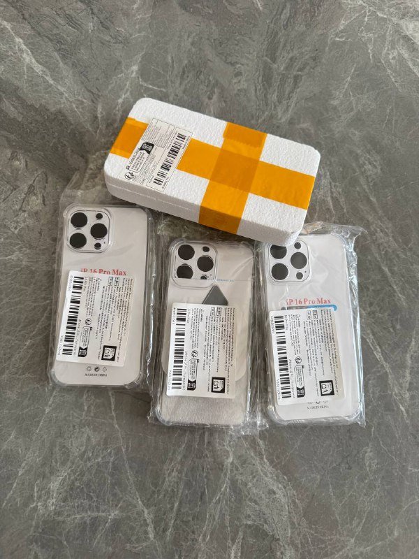 3 чехла и 3 стекла на iPhone 16 Pro Max