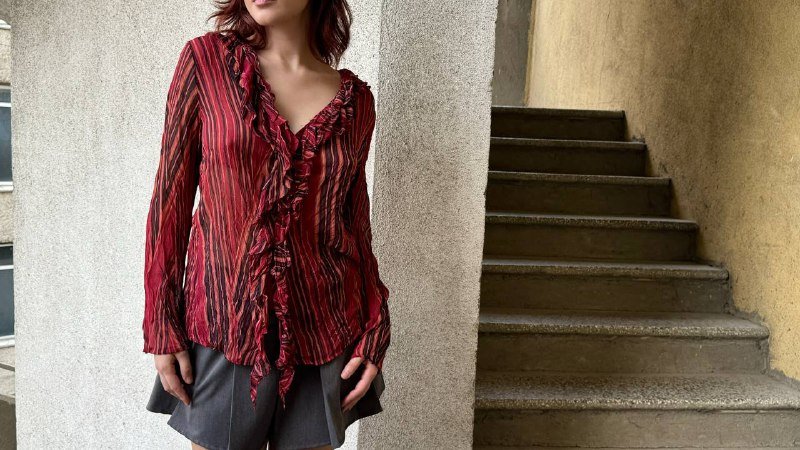 винтажные мюли Prada, юбка, рубашка оверсайз Zara, бриджи, юбка Naf Naf, рубашка с рюшами, босоножки кожа, туфли кожа, блуза Monki, ботинки Pieces 6