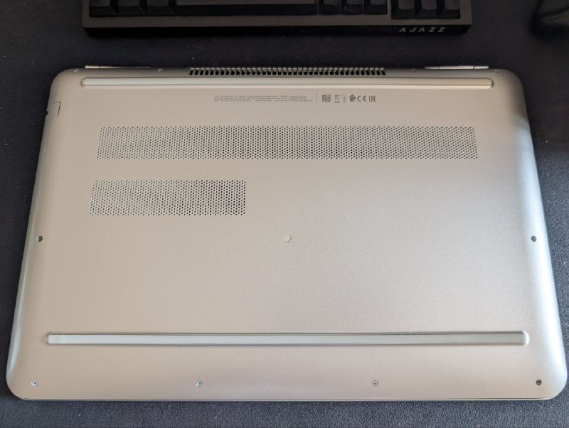 Ноутбук HP Pavilion 15-bc200nc 3