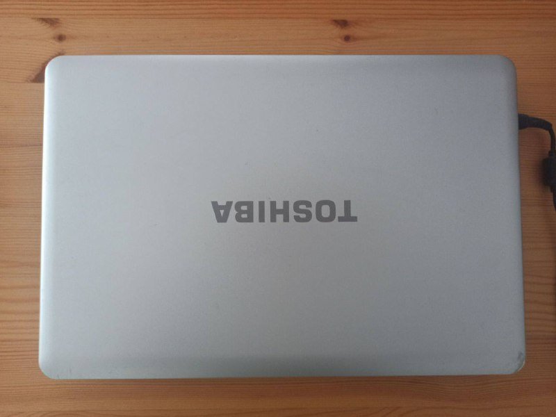 Ноутбук Toshiba Satellite L500-1UG с DVD-приводом 2