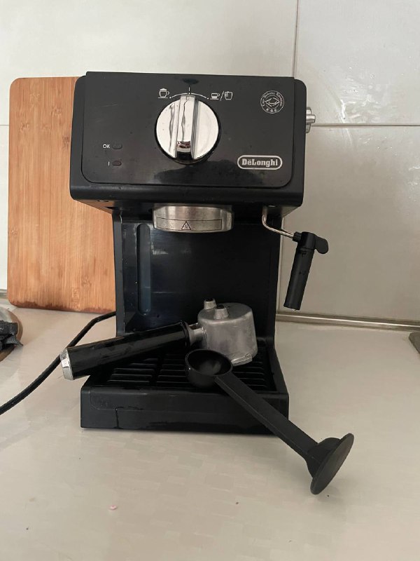 Кофемашина Delonghi с питчером для взбивания молока 2