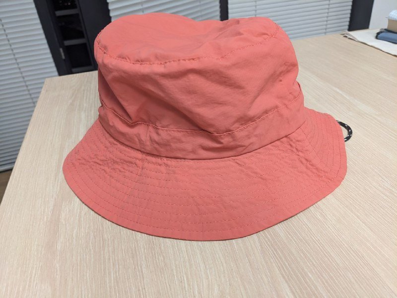 панама Decathlon, кепки Zara и другие 5