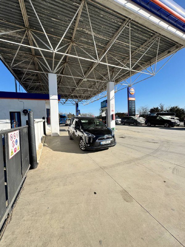 Пассажирские места в машине из Батуми в Кутаиси