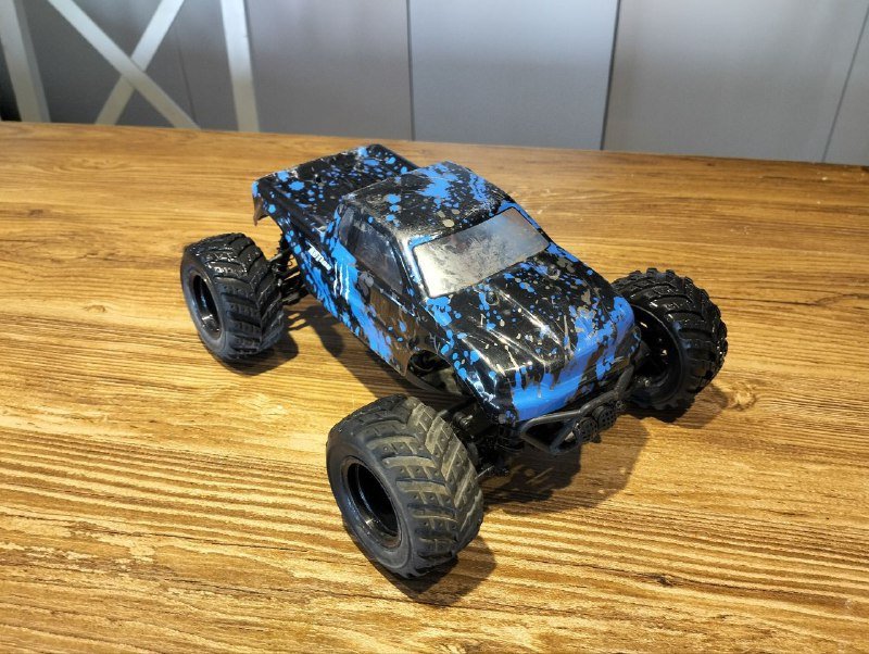 RC машинка на пульте управления 1:18 вездеход 4WD 1
