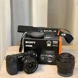 Sony A6400 с двумя объективами 1