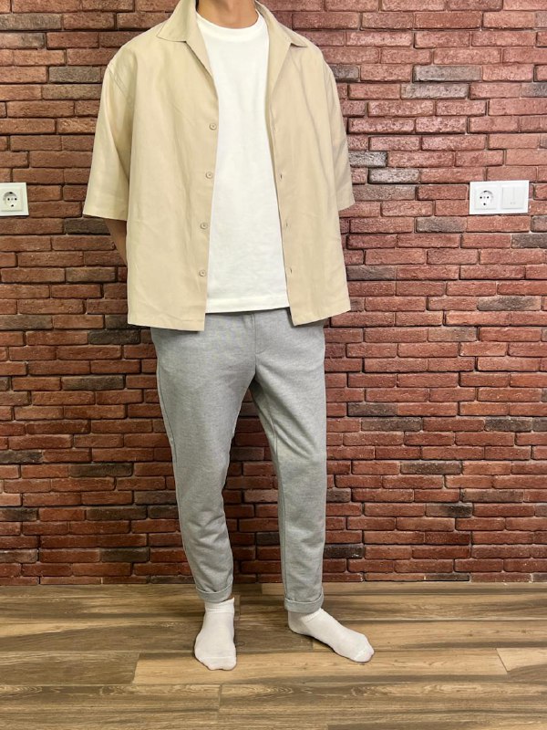 Свитер зимний Bershka, Клетчатая рубашка Pull and Bear, Худи Zara, Новые джинсы Colin's, Брюки Zara 5