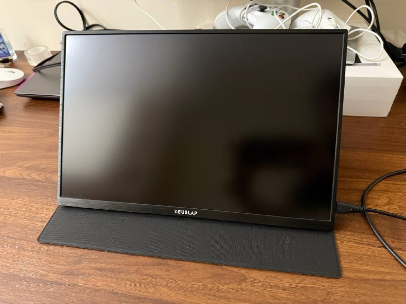 Портативный монитор Zeuslap